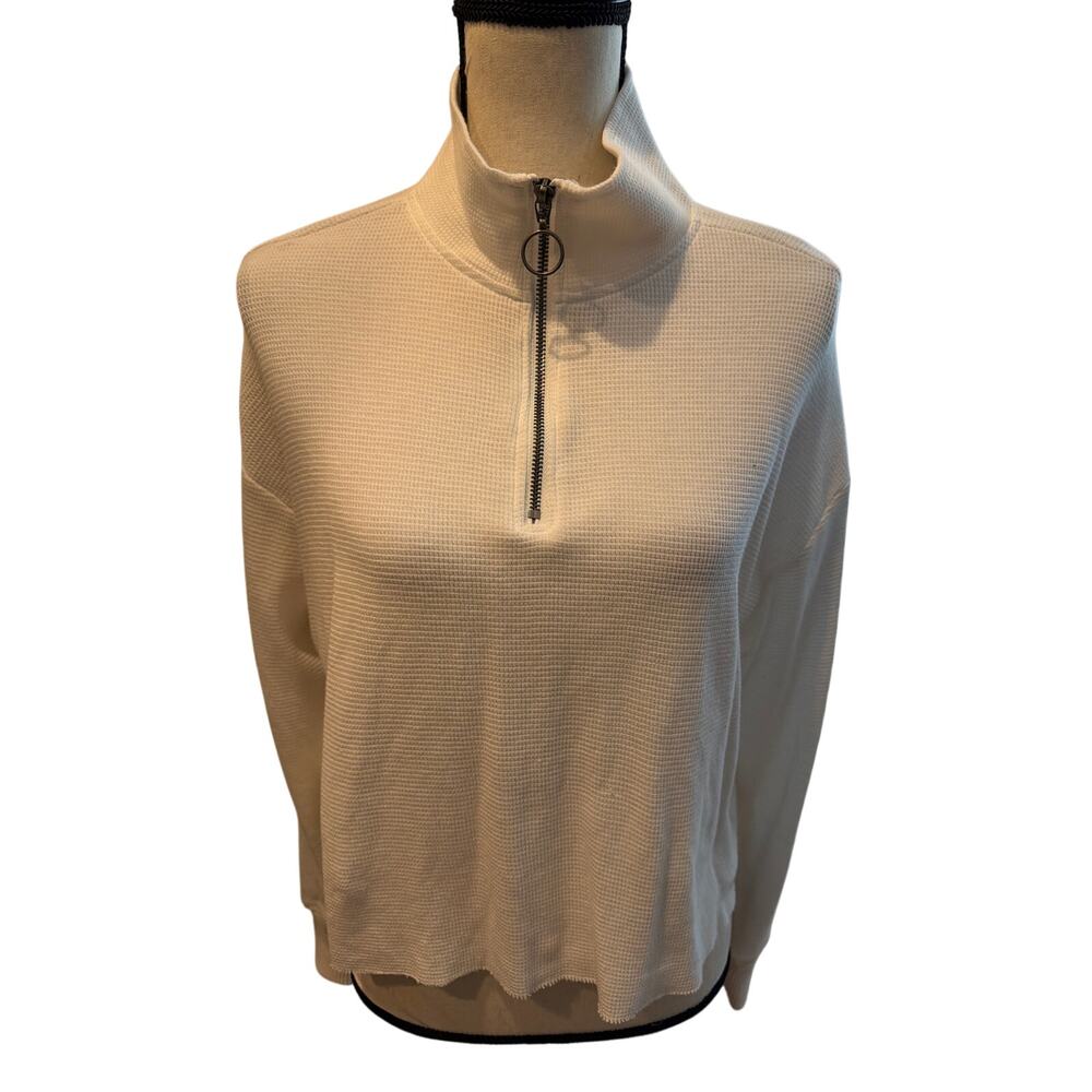 ⭐️ Women’s Hollister Waffle Knit White Quarter Zip Boxy Top Size Dmall Lounge